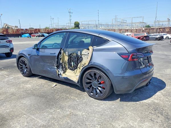 2022 TESLA MODEL Y