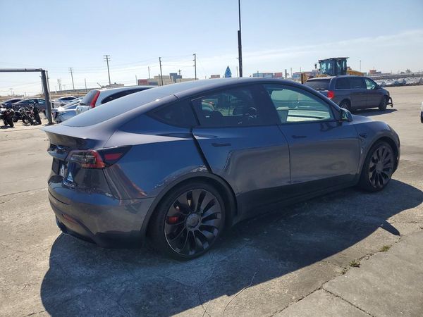 2022 TESLA MODEL Y