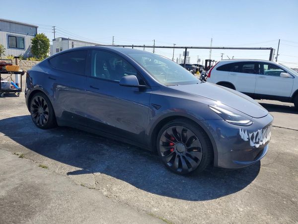 2022 TESLA MODEL Y
