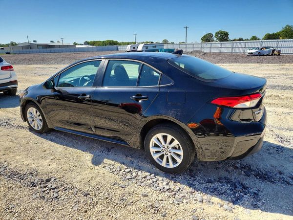 2024 TOYOTA COROLLA