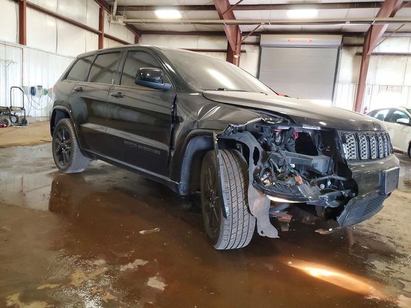 2018 JEEP GRAND CHEROKEE Laredo