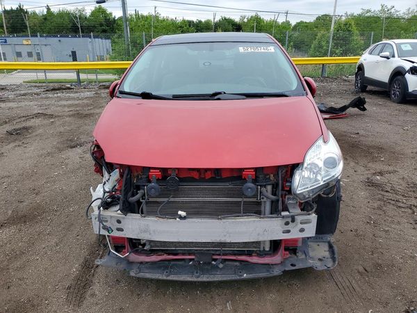 2014 TOYOTA PRIUS