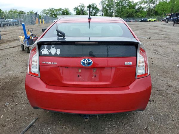 2014 TOYOTA PRIUS