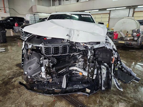2026 JEEP GRAND CHEROKEE LAREDO 4X4