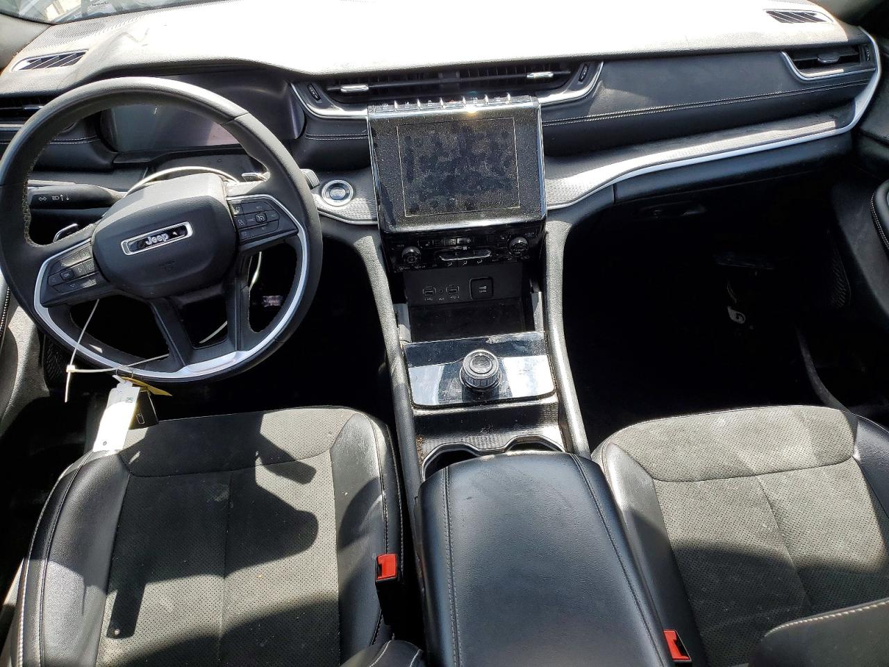 2024 JEEP GRAND CHEROKEE L LAREDO 4X4