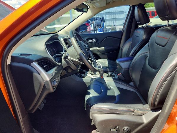 2016 JEEP CHEROKEE TRAILHAWK 4X4