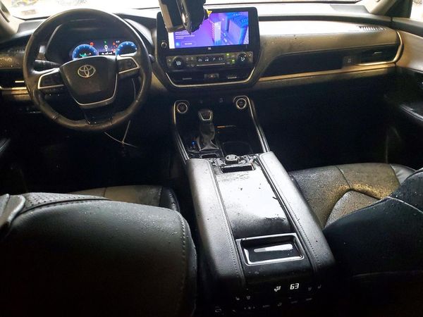 2024 TOYOTA GRAND HIGHLANDER