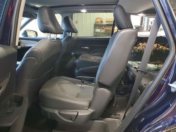 2024 TOYOTA GRAND HIGHLANDER