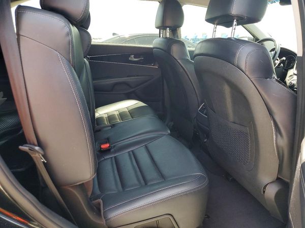 2019 KIA SORENTO