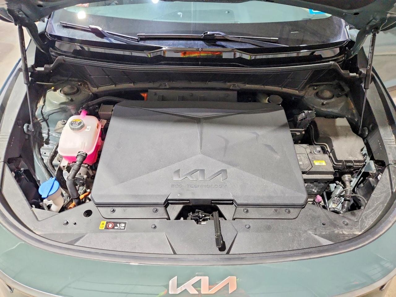 2024 KIA NIRO Wind
