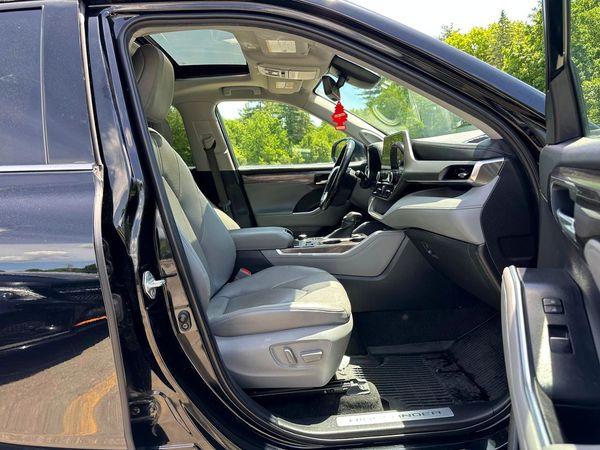 2023 TOYOTA HIGHLANDER