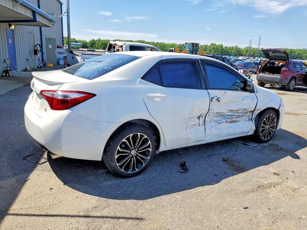 2016 TOYOTA COROLLA