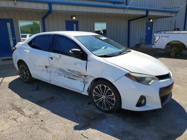 2016 TOYOTA COROLLA