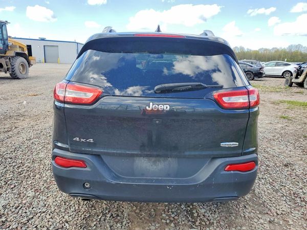 2015 JEEP CHEROKEE LATITUDE 4X4