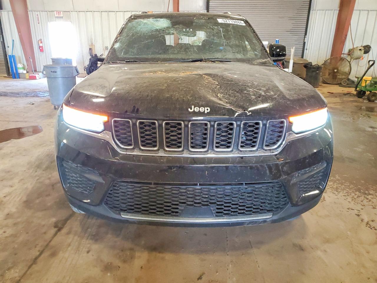 2024 JEEP GRAND CHEROKEE LAREDO 4X4