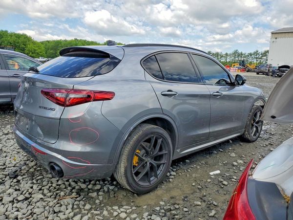 2020 ALFA ROMEO STELVIO AWD
