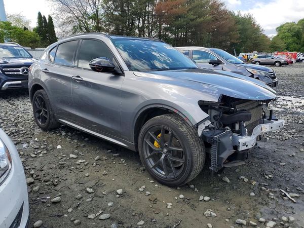 2020 ALFA ROMEO STELVIO AWD