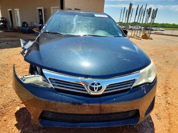 2012 TOYOTA CAMRY