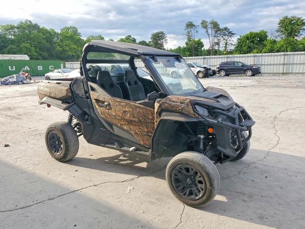 2022 CAN-AM MAVERICK SPORT