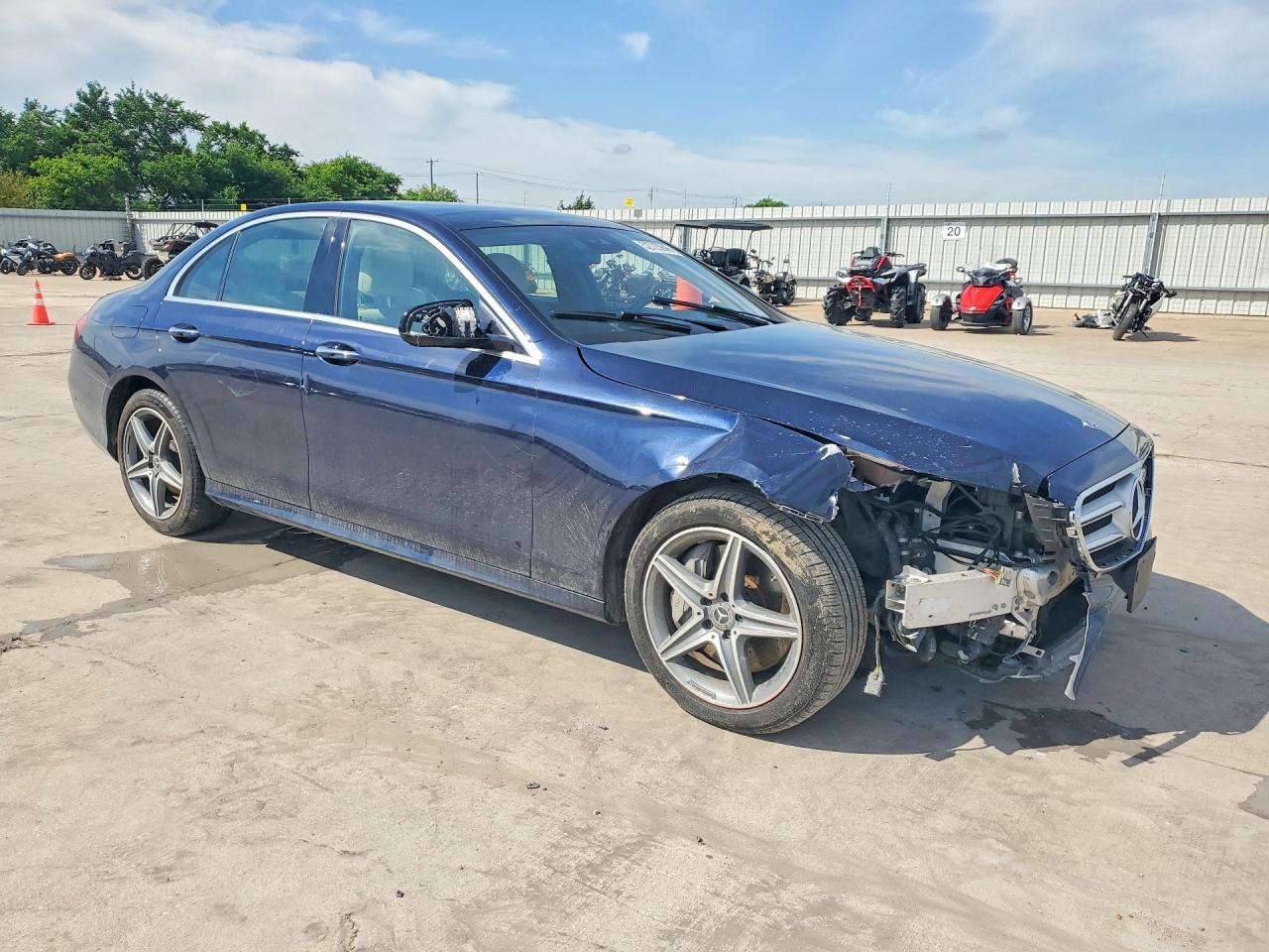 2018 MERCEDES-BENZ E E300
