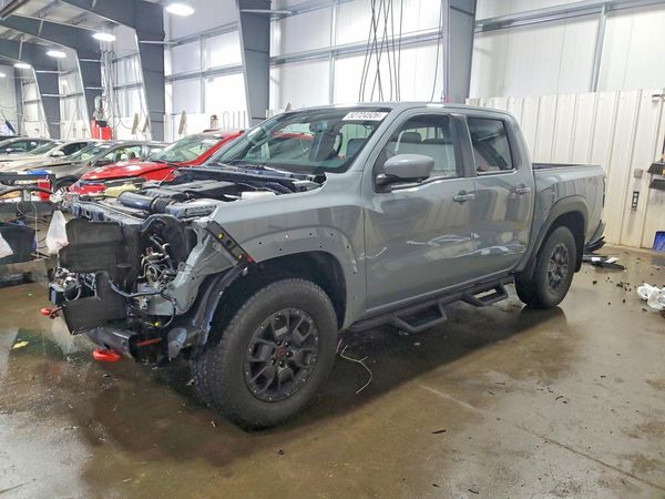 2022 NISSAN FRONTIER