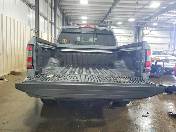 2022 NISSAN FRONTIER