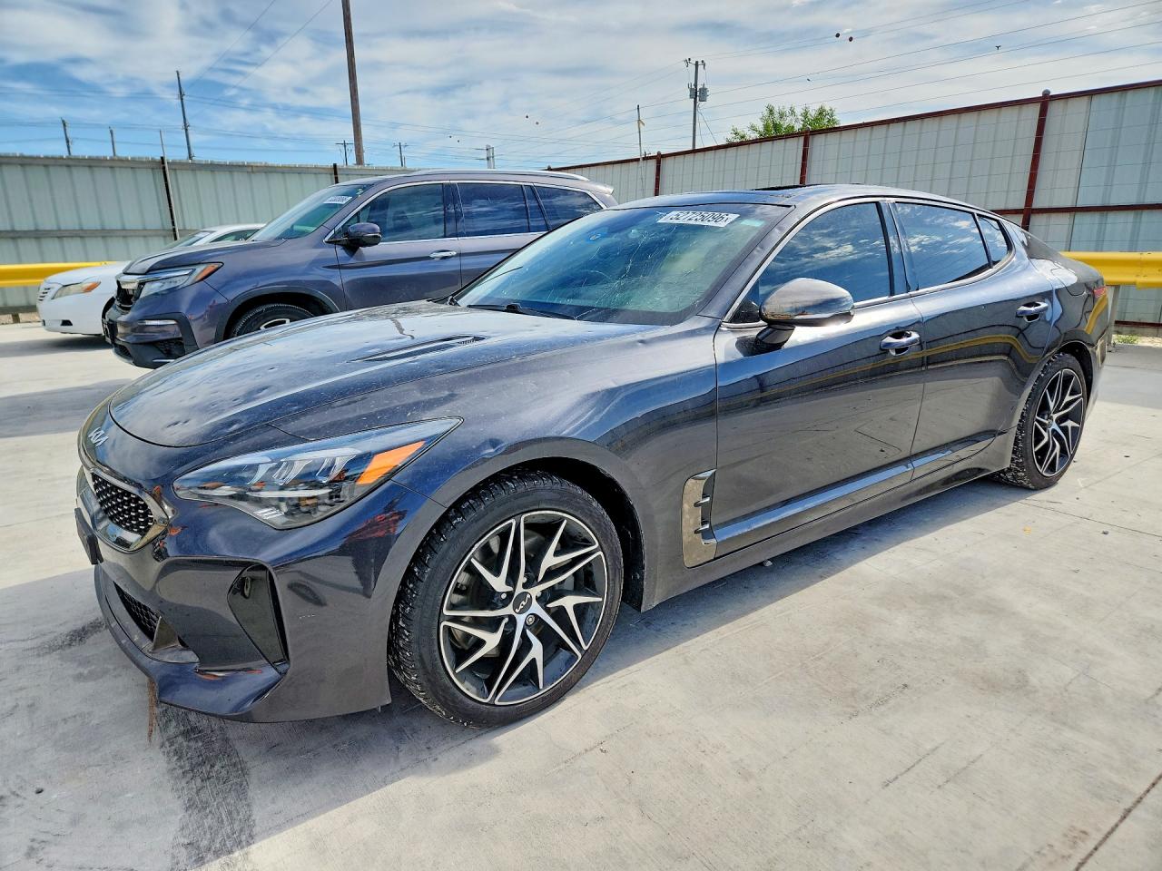 2022 KIA STINGER GT-Line