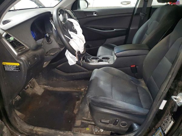 2017 HYUNDAI TUCSON