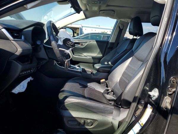 2020 TOYOTA RAV4 Limited HV