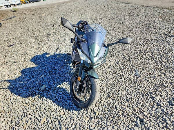 2025 KAWASAKI EX650