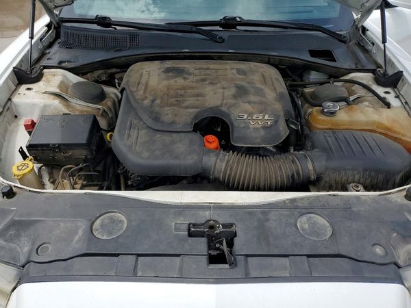 2013 DODGE CHARGER SE RWD