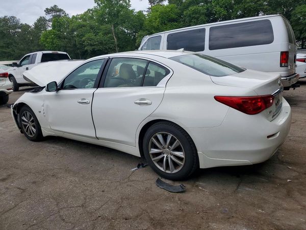 2015 INFINITI Q50