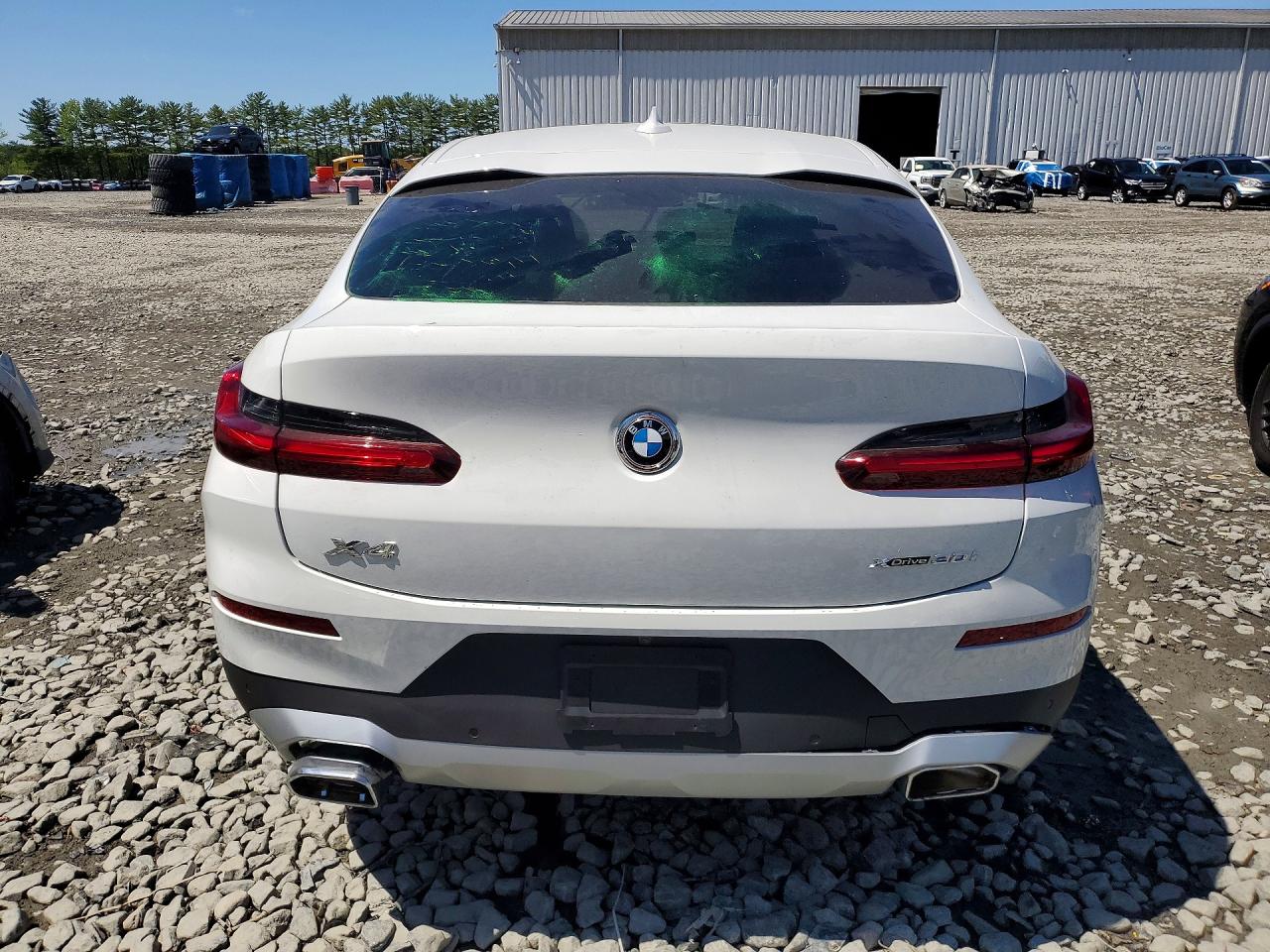 2025 BMW X4