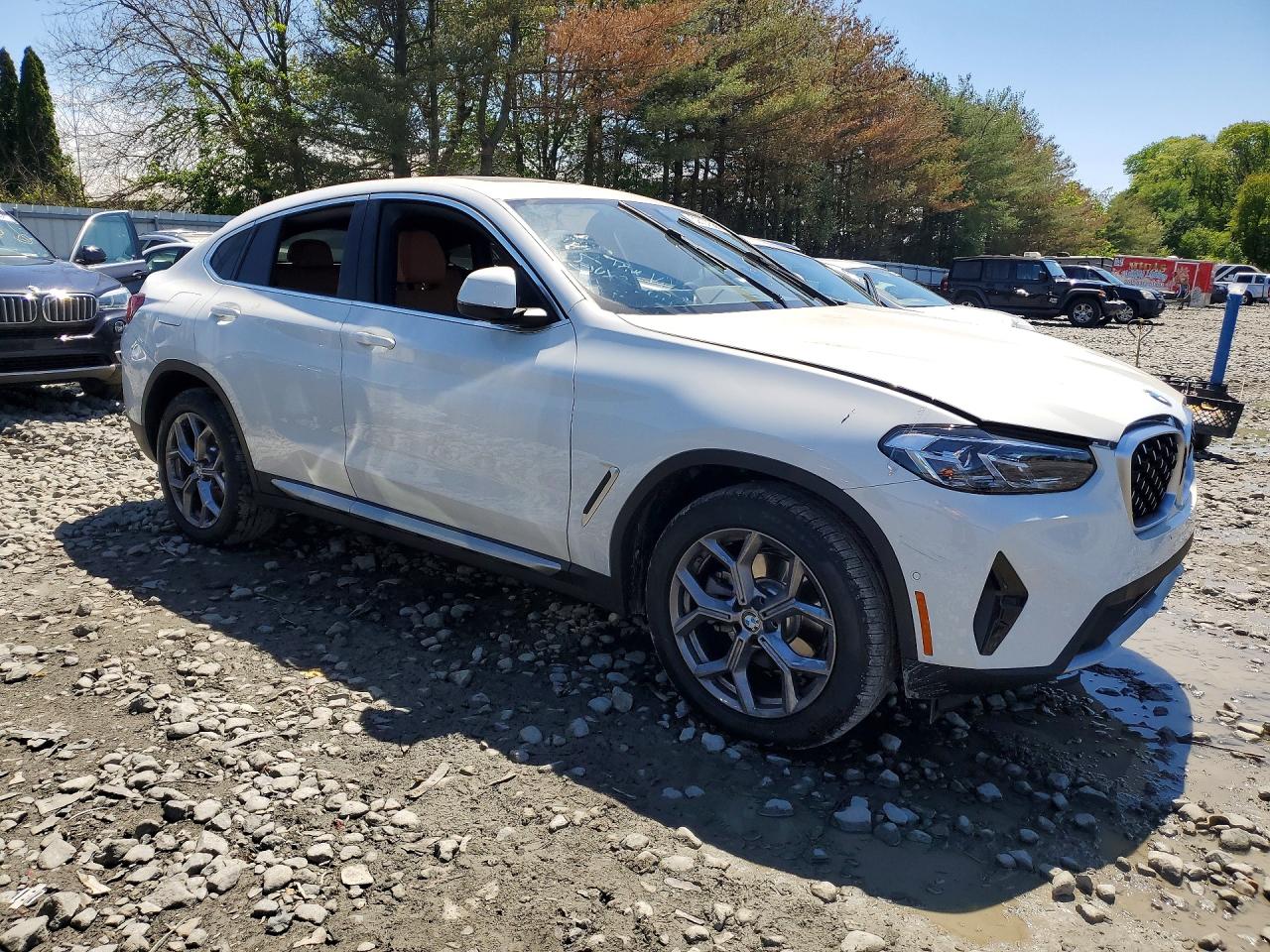 2025 BMW X4