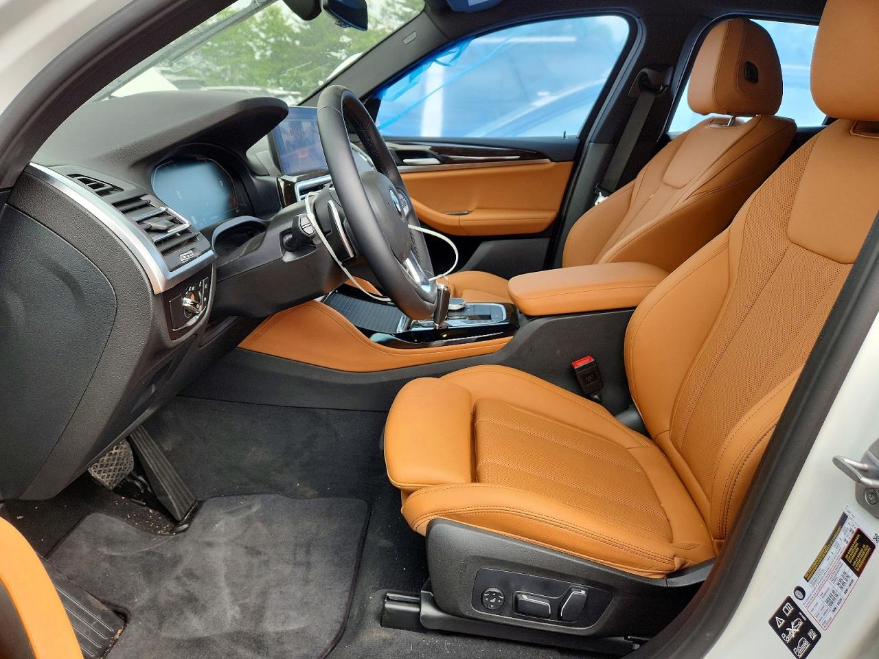 2025 BMW X4