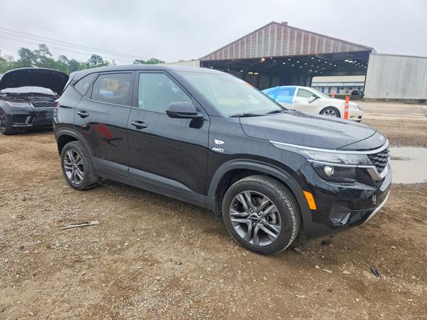 2022 KIA SELTOS LX
