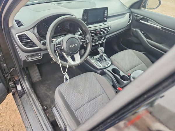 2022 KIA SELTOS LX