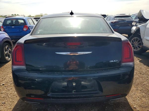 2020 CHRYSLER 300
