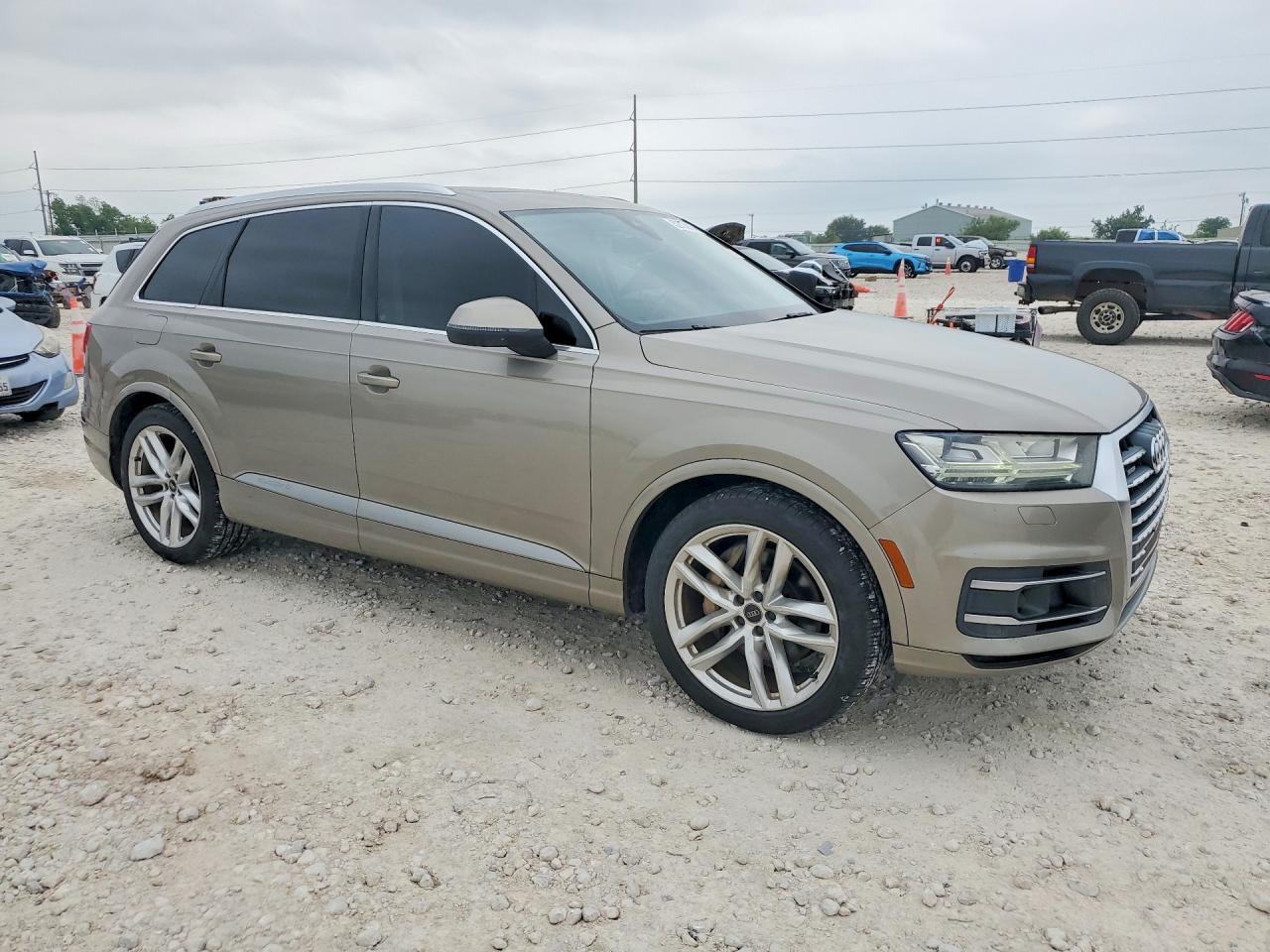 2017 AUDI Q7 quattro Prestige