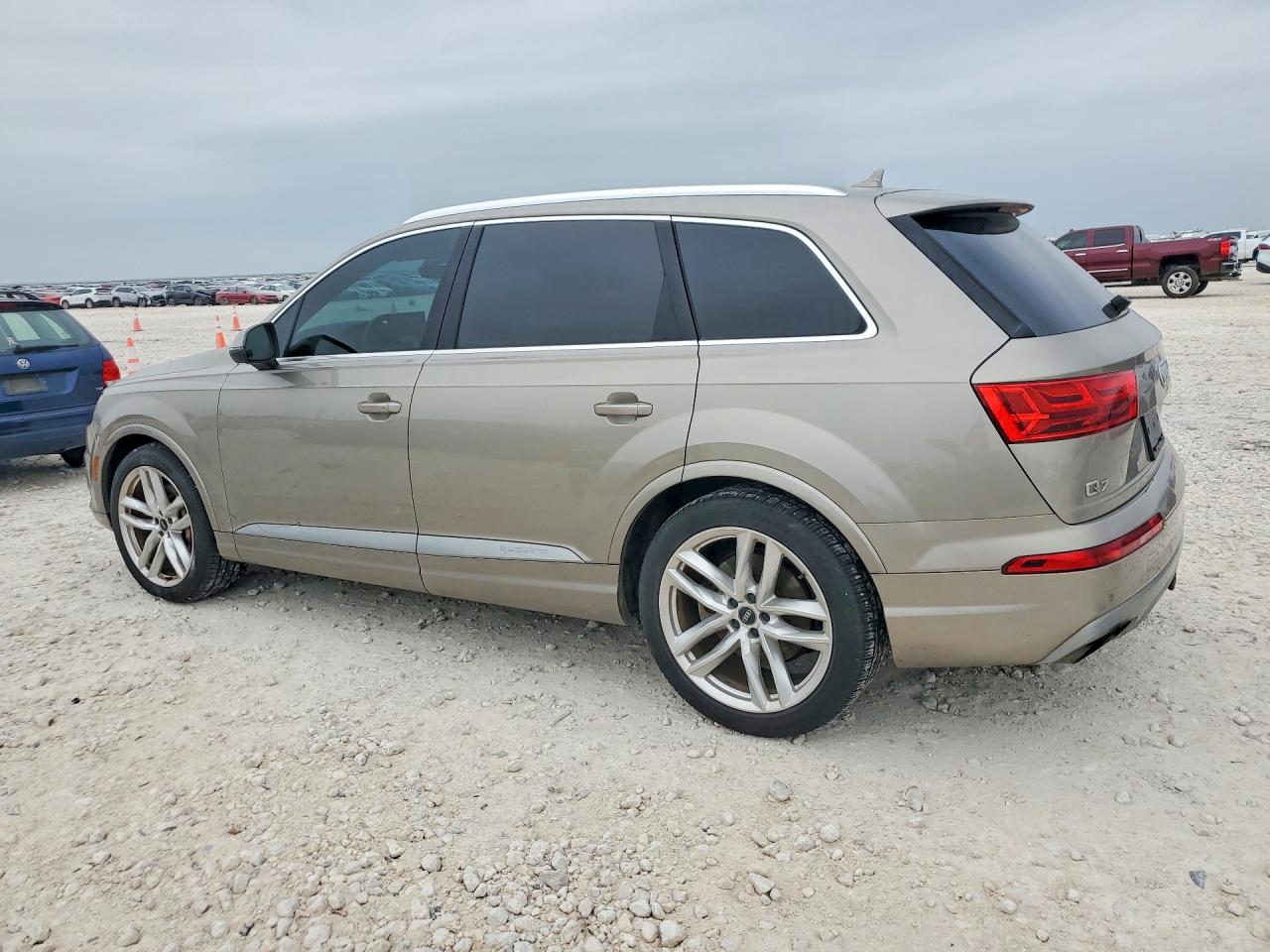 2017 AUDI Q7 quattro Prestige