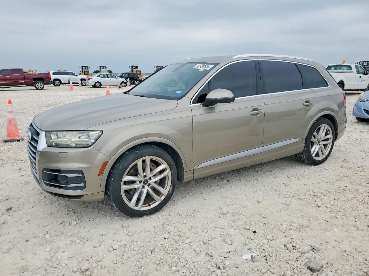 2017 AUDI Q7 quattro Prestige