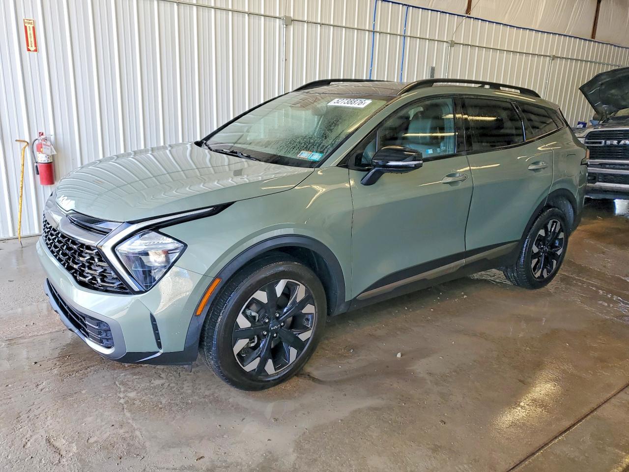 2023 KIA SPORTAGE X-LINE