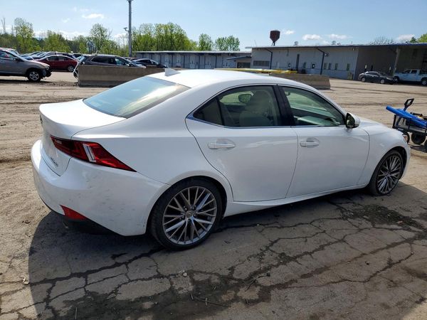 2015 LEXUS IS
