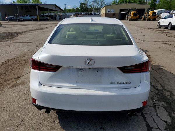 2015 LEXUS IS
