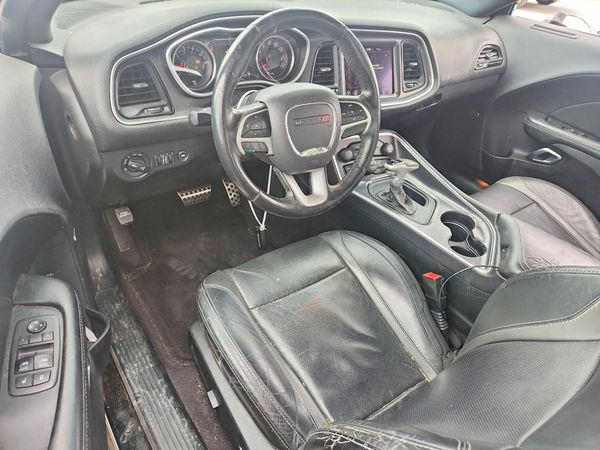 2017 DODGE CHALLENGER SXT