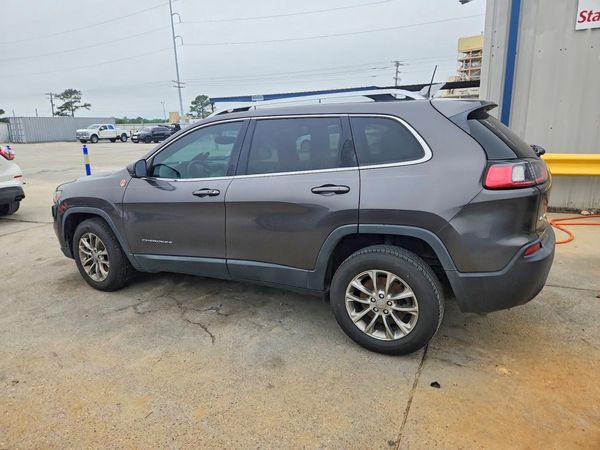2019 JEEP CHEROKEE LATITUDE PLUS 4X4