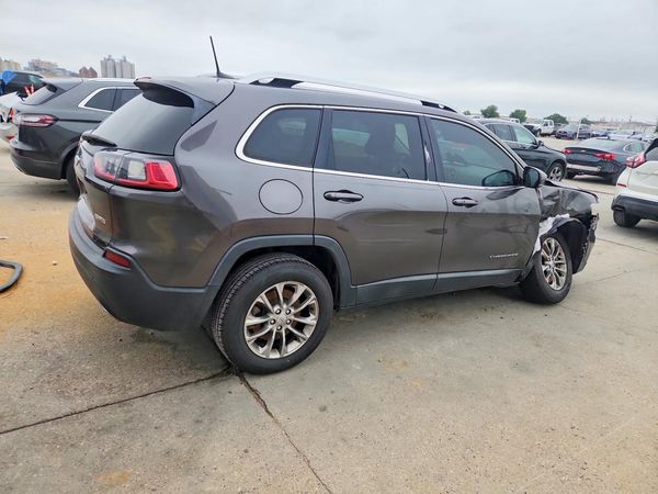 2019 JEEP CHEROKEE LATITUDE PLUS 4X4