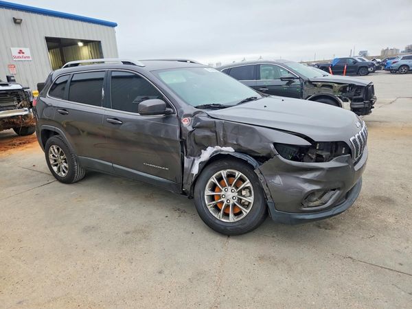 2019 JEEP CHEROKEE LATITUDE PLUS 4X4