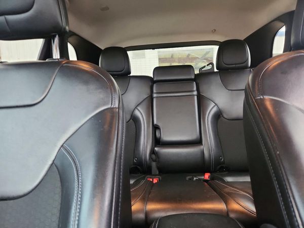 2019 JEEP CHEROKEE LATITUDE PLUS 4X4