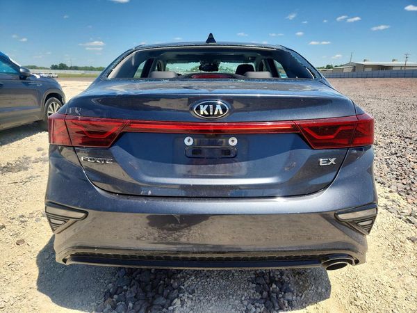 2021 KIA FORTE EX